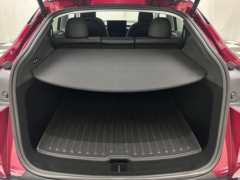Used 2026 Tesla Model Y AWD image 9
