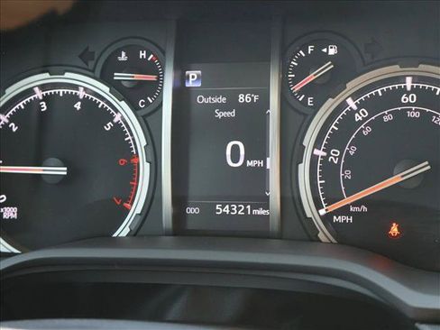 Used 2020 Toyota 4Runner TRD Off-Road Premium w/ Moonroof Package AWD/4WD image 11