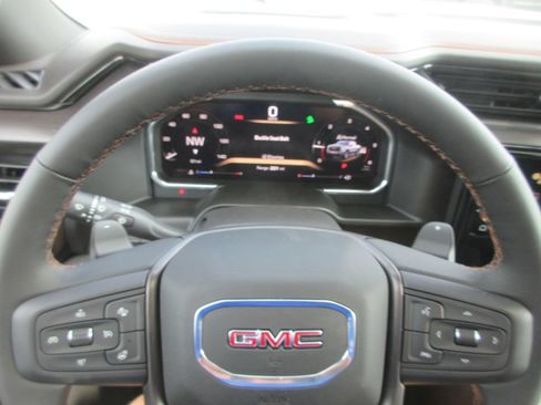 New 2026 GMC Sierra 1500 AT4 w/ AT4 Premium Package AWD/4WD image 18
