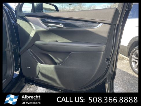 Used 2024 Cadillac XT5 Premium Luxury w/ Technology Package image 21