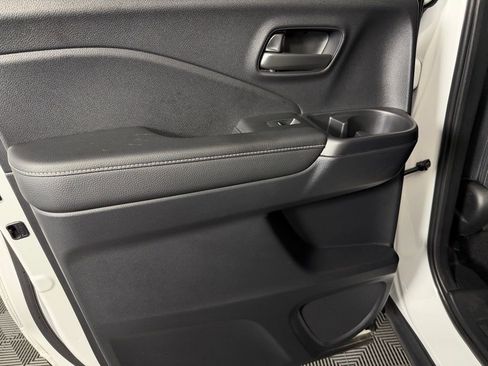 Used 2025 Honda Ridgeline Sport image 24