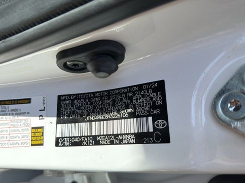 Used 2024 Toyota Corolla SE image 22