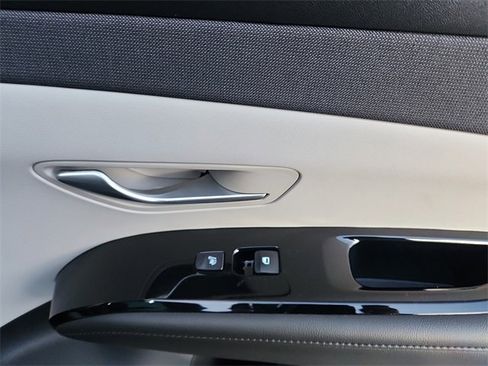 Certified 2022 Hyundai Tucson Limited image 29