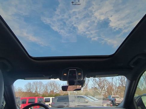 New 2025 Jeep Grand Cherokee L Limited image 31