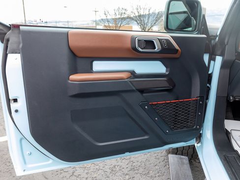 Used 2024 Ford Bronco Heritage Edition image 9