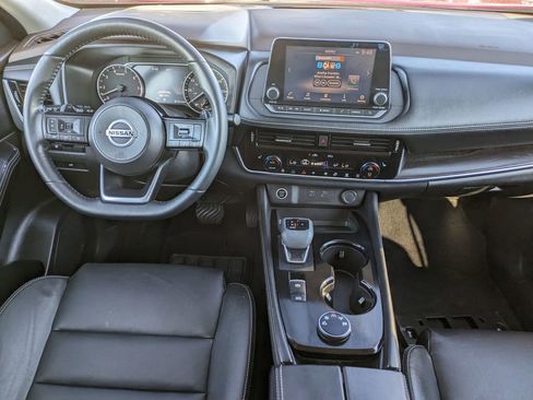 Used 2021 Nissan Rogue SL image 25