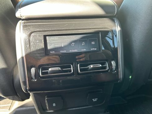 Used 2022 Lincoln Aviator Reserve w/ Equipment Group 201A AWD/4WD image 15