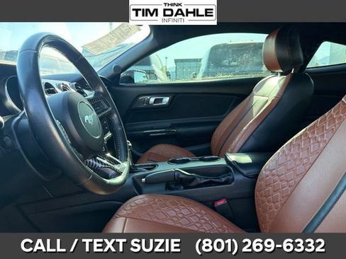 Used 2020 Ford Mustang Coupe w/ Black Accent Package RWD image 12