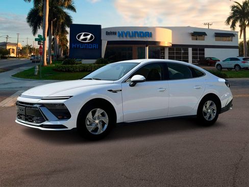 New 2025 Hyundai Sonata SE image 2