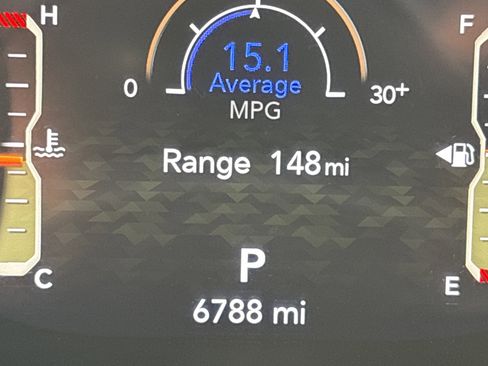 Certified 2024 Jeep Gladiator Mojave w/ Technology Group image 26