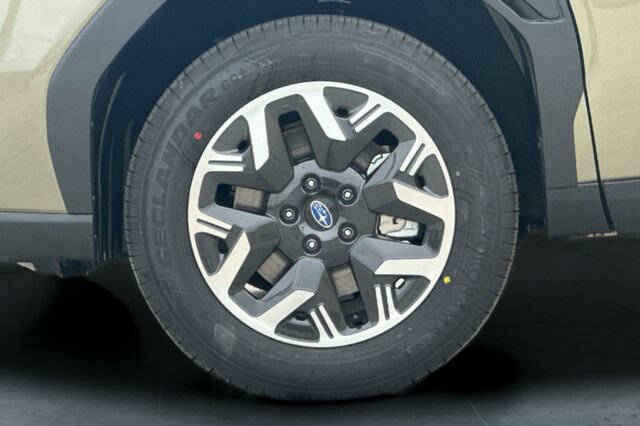 New 2026 Subaru Forester Premium AWD/4WD image 34
