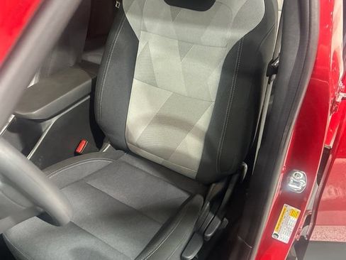 Used 2026 Chevrolet Trax LS FWD image 5