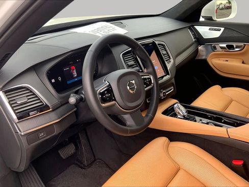 Used 2024 Volvo XC90 B6 Ultimate w/ Lounge Package AWD/4WD image 18
