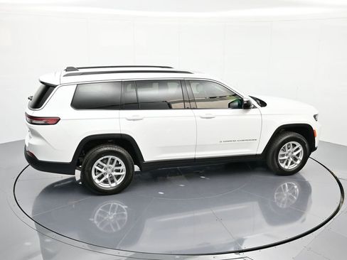 New 2025 Jeep Grand Cherokee L Laredo image 34
