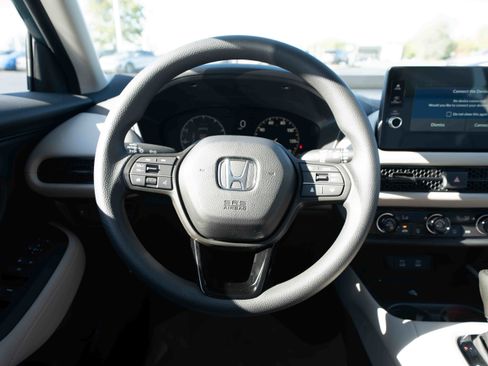 New 2026 Honda HR-V LX image 21