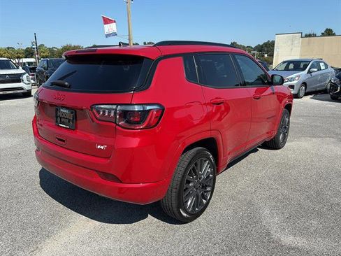 Used 2023 Jeep Compass Limited image 32