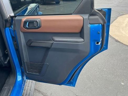 Used 2024 Ford Bronco Outer Banks AWD/4WD image 12
