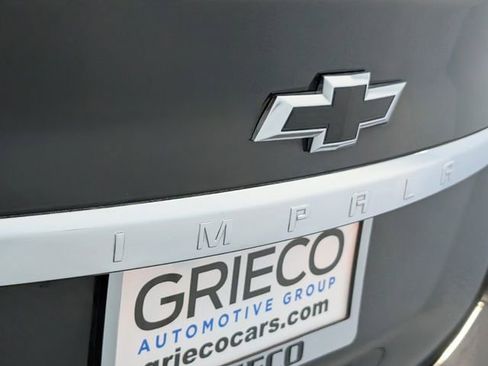 Used 2017 Chevrolet Impala LT FWD image 12