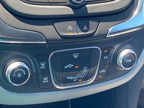 Certified 2024 Chevrolet Equinox LS w/ LS Convenience Package image 19