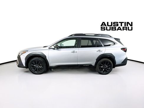 Used 2023 Subaru Outback Onyx Edition image 4