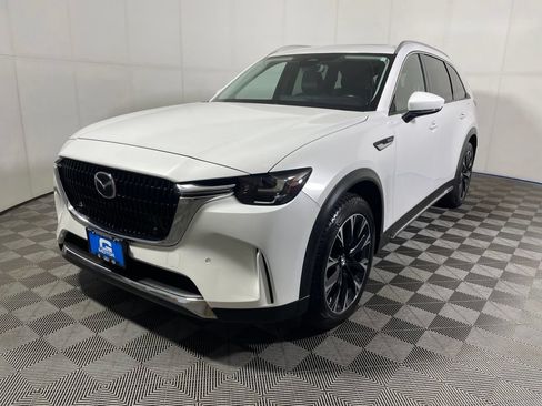 Used 2024 MAZDA CX-90 Plug-In Hybrid w/ Premium Pkg AWD/4WD image 4