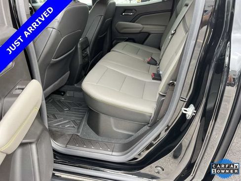Used 2024 Chevrolet Colorado ZR2 w/ ZR2 Convenience Package III AWD/4WD image 18