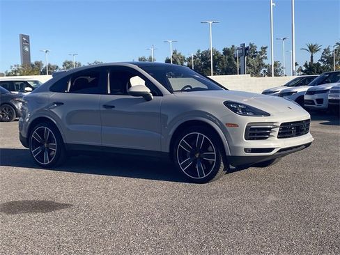 Used 2022 Porsche Cayenne S image 4