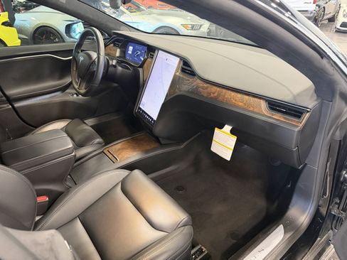 Used 2020 Tesla Model S Performance AWD/4WD image 12