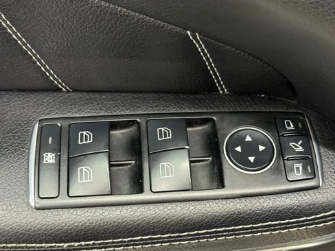 Used 2013 Mercedes-Benz GL 450 4MATIC image 28
