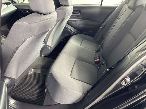 Used 2025 Toyota Corolla LE FWD image 12