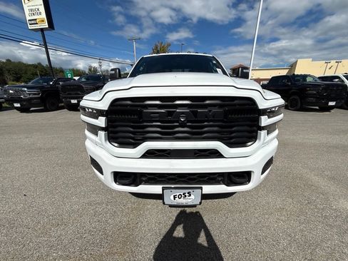 New 2026 RAM 2500 Big Horn AWD/4WD image 8