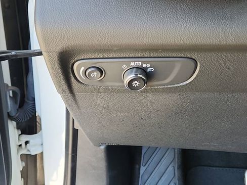 Certified 2023 Buick Envision Preferred w/ Sport Touring Package AWD/4WD image 21