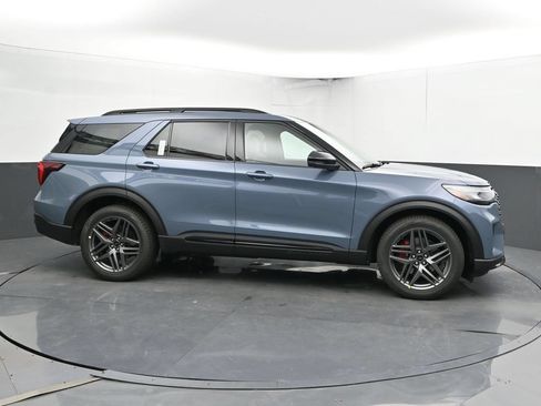 New 2026 Ford Explorer ST w/ Sun And Sound Package AWD/4WD image 3