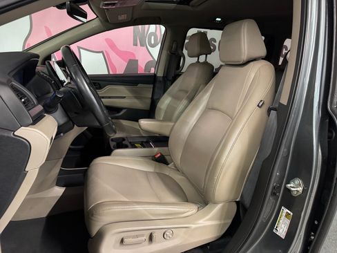 Used 2019 Honda Odyssey EX-L image 19