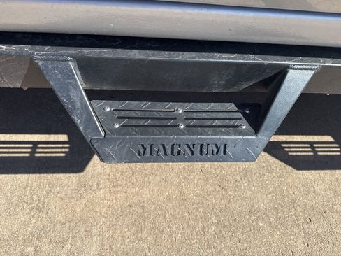 Used 2019 Chevrolet Silverado 1500 LT w/ Texas Edition image 18