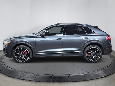 Used 2023 Audi Q8 Premium Plus w/ Premium Plus Package image 2