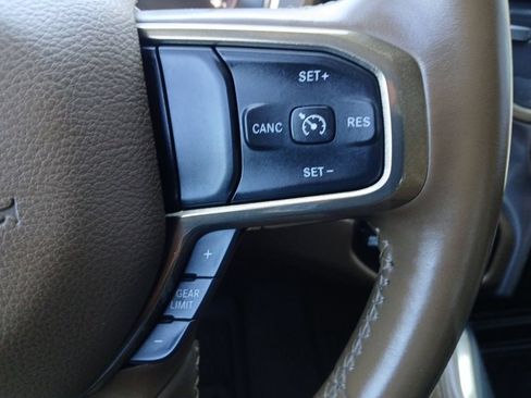 Used 2023 RAM 2500 Limited AWD/4WD image 25