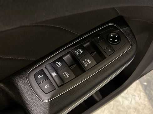 Used 2021 Dodge Charger R/T w/ Cold Weather Package image 30