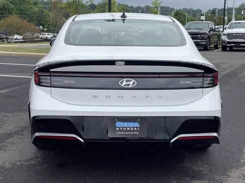 Certified 2026 Hyundai Sonata SEL FWD image 4