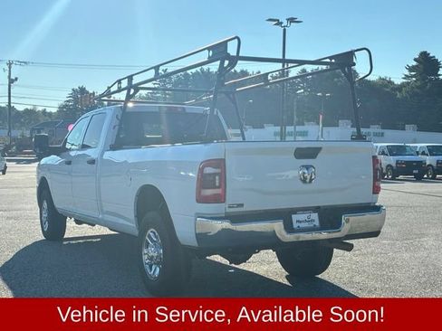 Used 2024 RAM 2500 Tradesman w/ Chrome Appearance Group AWD/4WD image 5