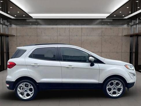 Used 2021 Ford EcoSport SE w/ SE Convenience Package image 6