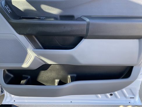 Used 2024 Ford F350 XL w/ XL Chrome Package image 11