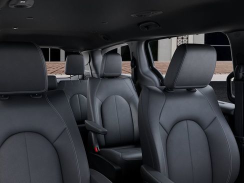 New 2026 Chrysler Pacifica Select image 26