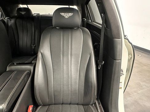 Used 2016 Bentley Flying Spur V8 image 22