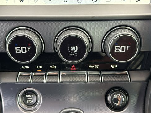 Used 2022 Jaguar F-TYPE Coupe image 17