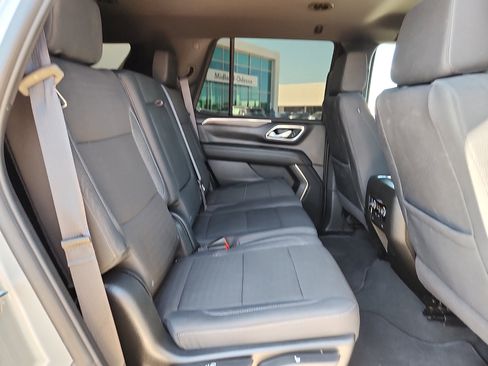 Used 2024 Chevrolet Tahoe LS RWD image 14