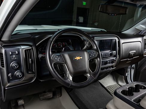 Used 2018 Chevrolet Silverado 1500 LT w/ All Star Edition image 17