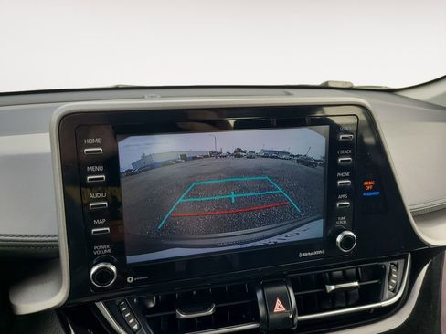 Used 2021 Toyota C-HR LE FWD image 27