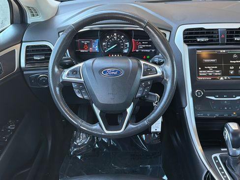 Used 2015 Ford Fusion Energi SE FWD image 15