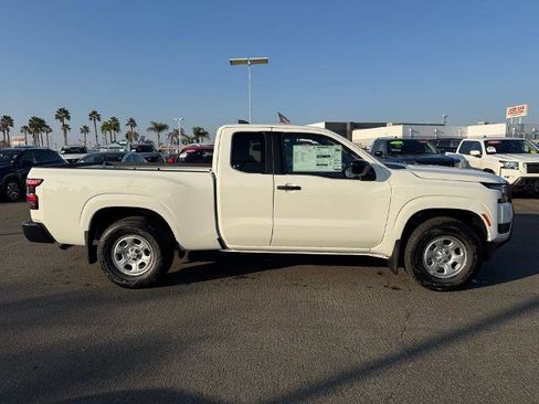 New 2026 Nissan Frontier S image 7